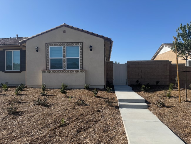 Building Photo - 11762 Saddleback Dr
