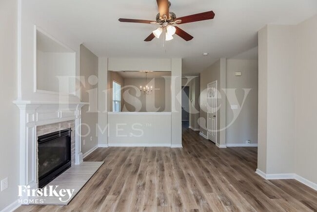 Building Photo - 1903 Sugarbush Dr