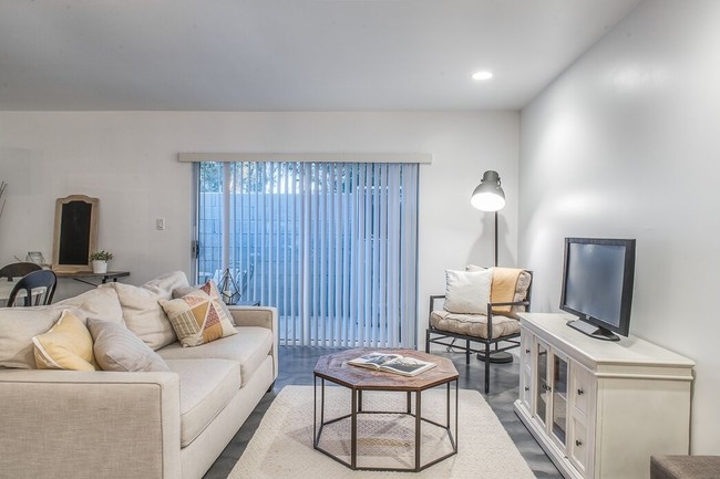 Interior Photo - 38 Arcadia
