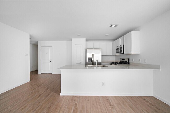 Foto del edificio - 27142 Breakaway Ln