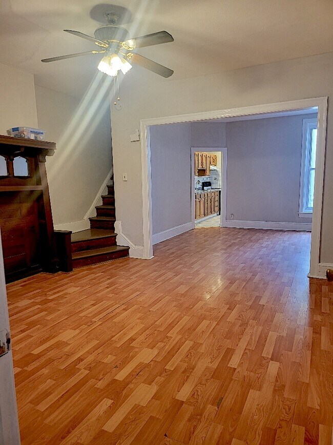 Building Photo - 1728 S 54th St