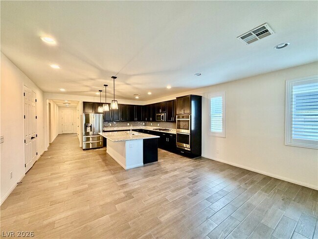 Foto del edificio - 1602 Morning Bell Ave