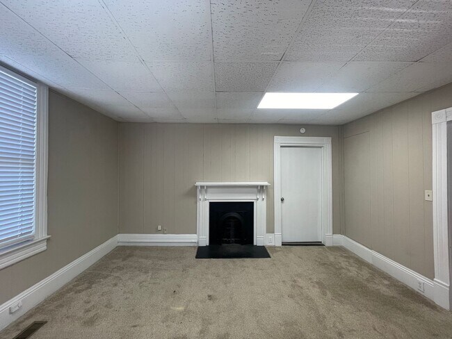 Building Photo - Utilities Included - One Bedroom Apartment...