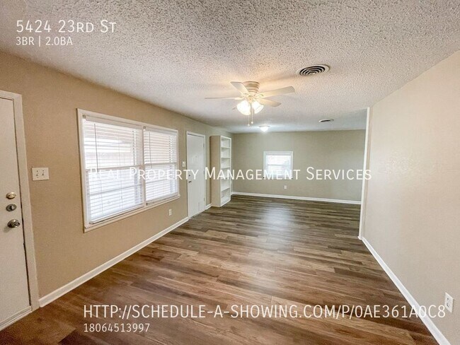 Building Photo - Conveniently Located 3 Bedroom, 2 Bath Home