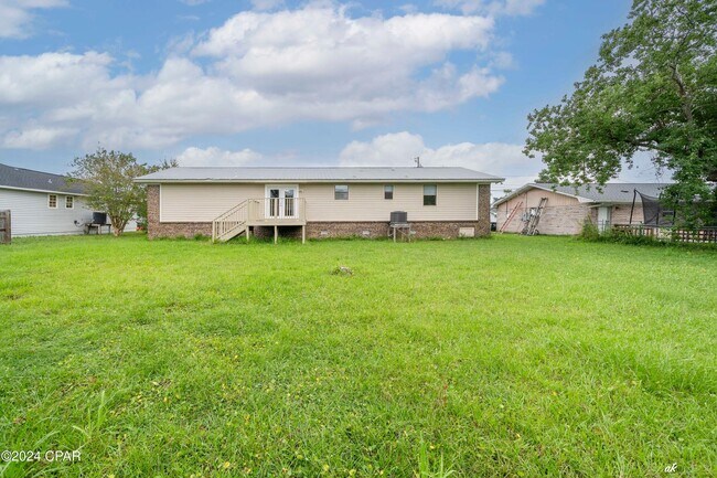 Building Photo - 310 Missouri Ave