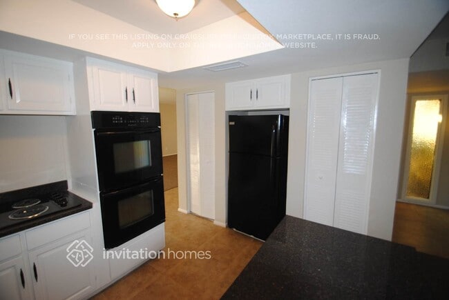 Foto del edificio - 4614 W Sunnyside Ave