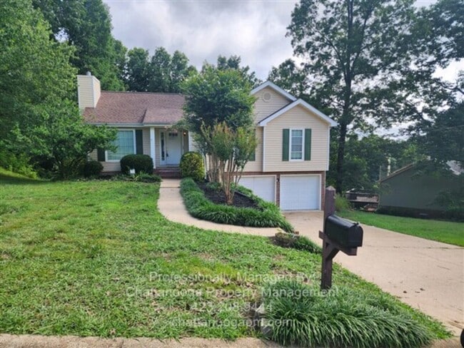 Photo - 6815 Benwood Dr House