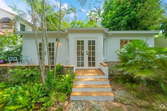 Building Photo - 4151 El Prado Blvd