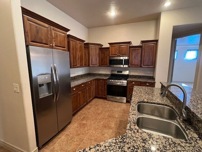 Foto del edificio - Primrose Pointe