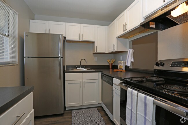 1HAB, 1BA - 653 ft² - Cocina - Atlas at Bay Point