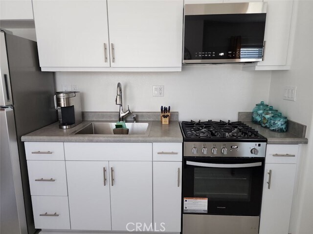 Foto del edificio - 6989 N Curtis Ln