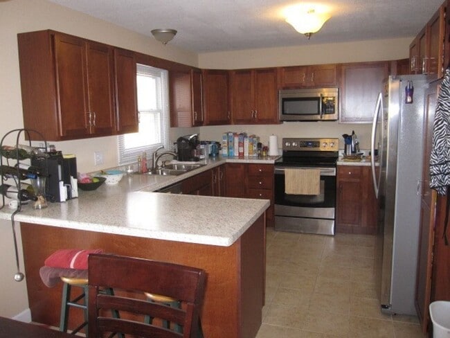 Building Photo - Spacious 4BR Home on Quiet Cul-de-Sac in Southwood with Private Fenced Yard
