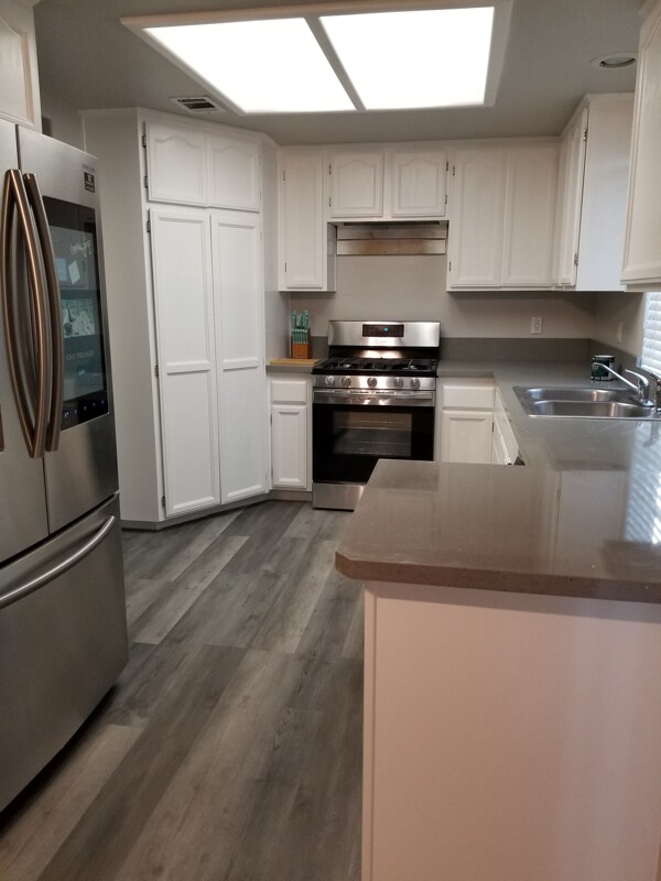 Foto del edificio - 9302 Sierra Vista Cir