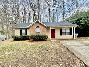 Building Photo - 6019 Double Rein Rd