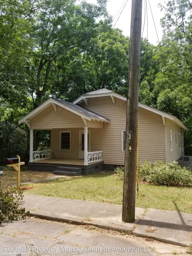 Primary Photo - 3 br, 1 bath House - 124 Brown Street