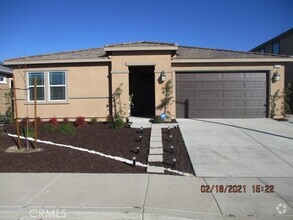 Building Photo - 34578 Running Canyon Dr