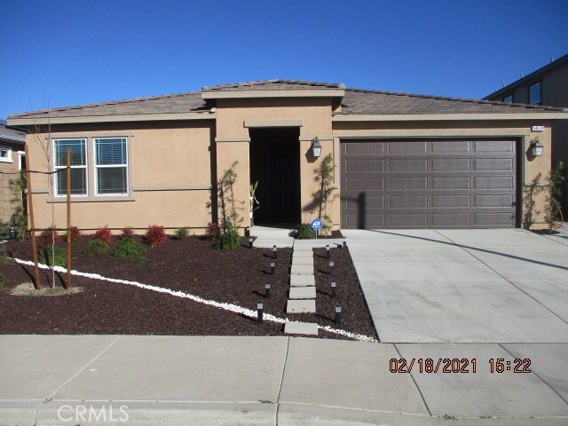 Primary Photo - 34578 Running Canyon Dr