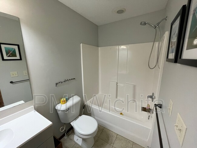 Foto del edificio - 1312 N High Park Dr