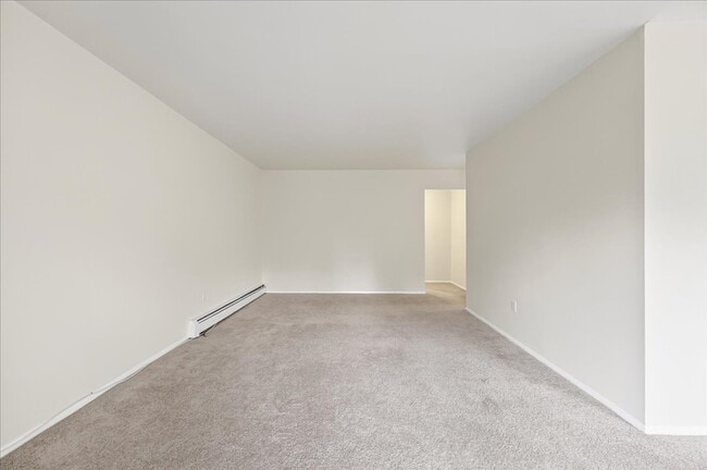 Building Photo - 1408 Cherry Hill Dr