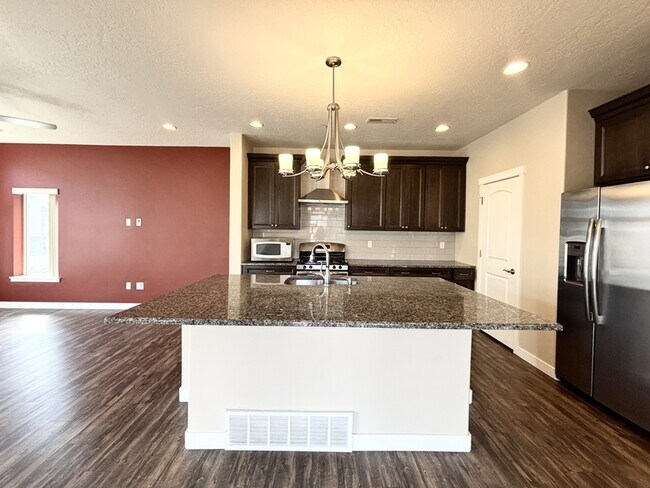 Foto del edificio - 65 N Rio Grand Ave