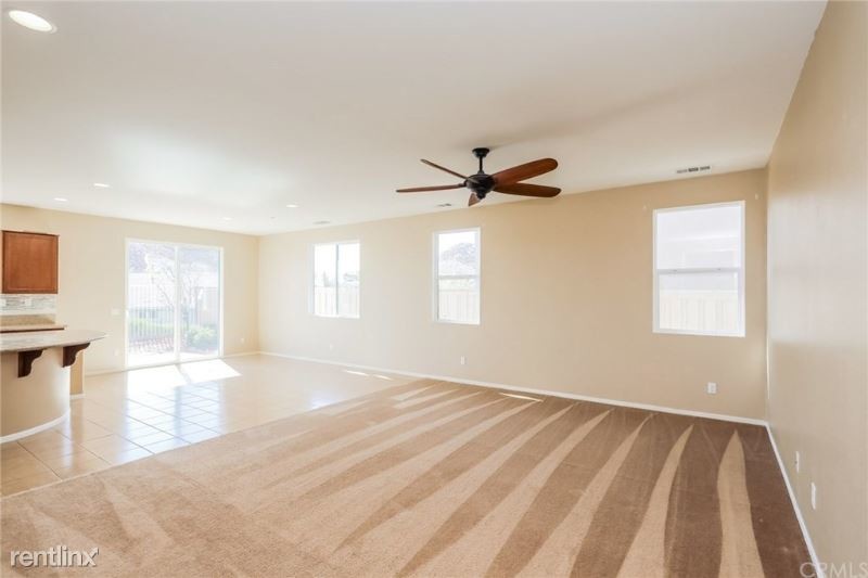 Primary Photo - 3 br, 2.5 bath House - 34305 Heather Ridge Rd