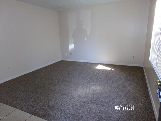 Foto del edificio - 476 Bentwood Ln