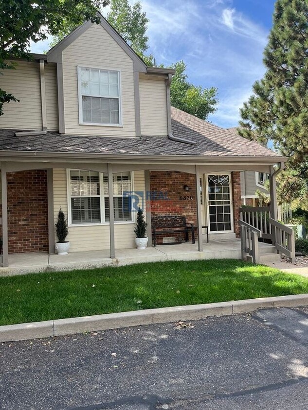 Primary Photo - 6870 E Appleton Cir