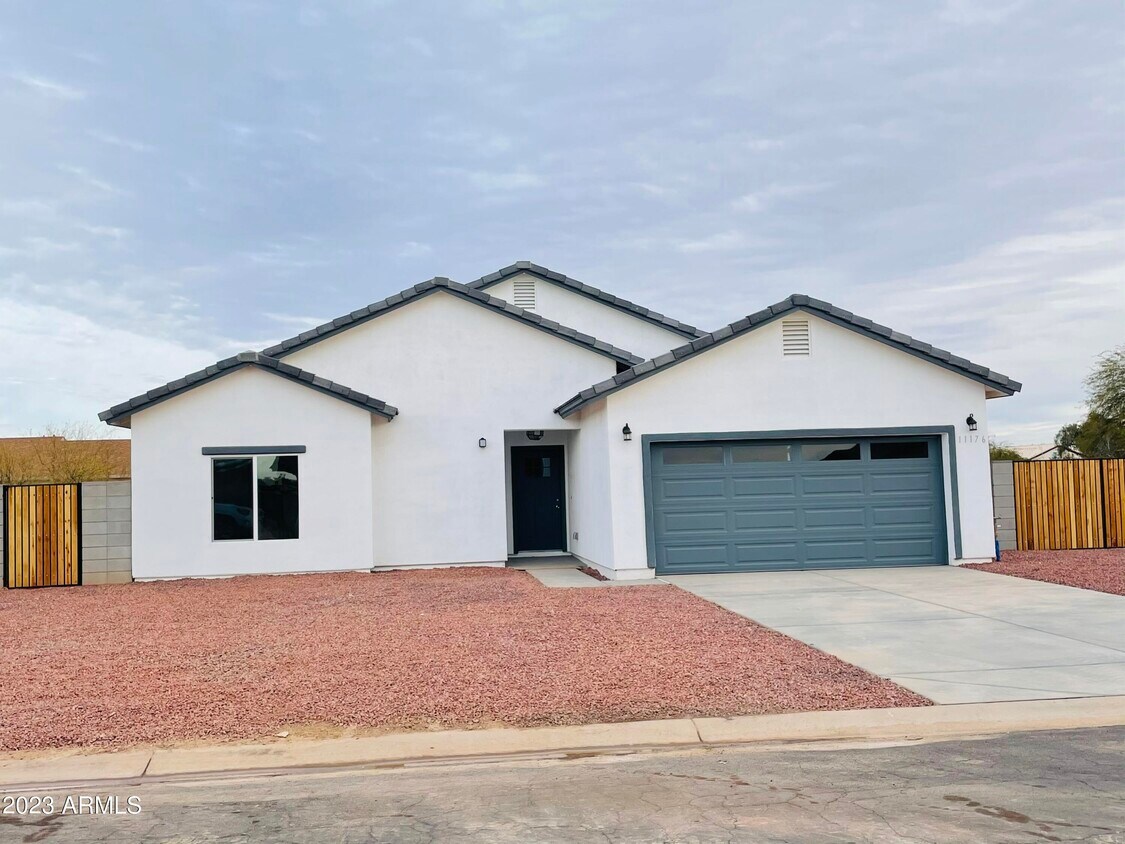 Primary Photo - 11176 Cambria Cir
