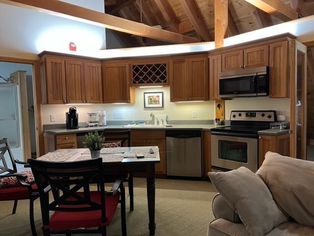 Foto del edificio - 25 Southmayd Rd