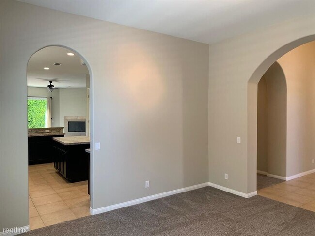 Foto del edificio - 3 br, 3 bath House - 39637 Dali Dr S