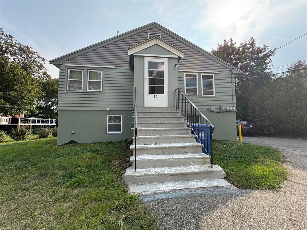 Primary Photo - 10 Wiley St