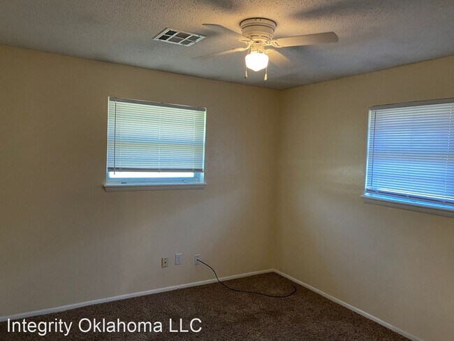 Foto del edificio - 3 br, 1 bath House - 629 N Bristow Ave.