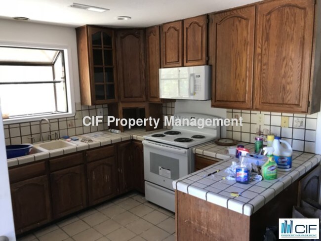 Foto del edificio - 474 Paradise Rd