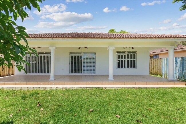 Foto del edificio - 13471 SW 278th Terrace