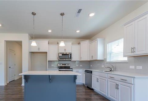 Building Photo - Upscale Home in Monroe, Short Term or Long...