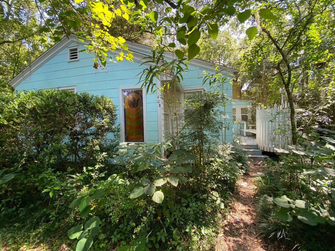 Primary Photo - 403 Prince St