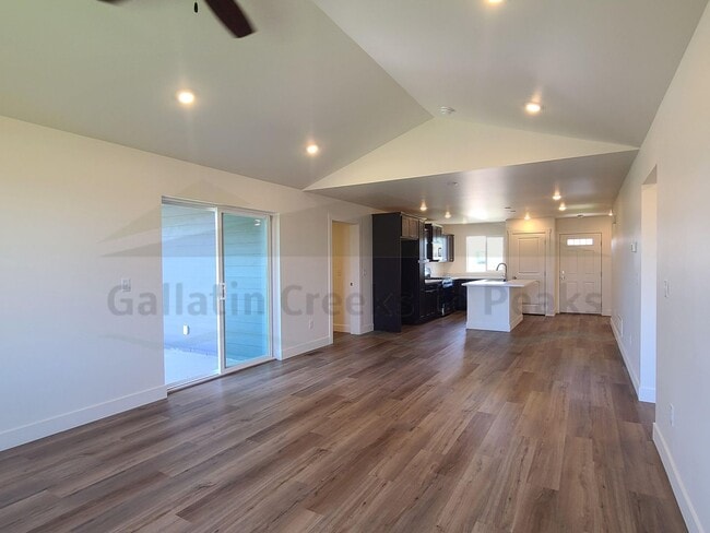 Building Photo - Brand New Single Level Home
