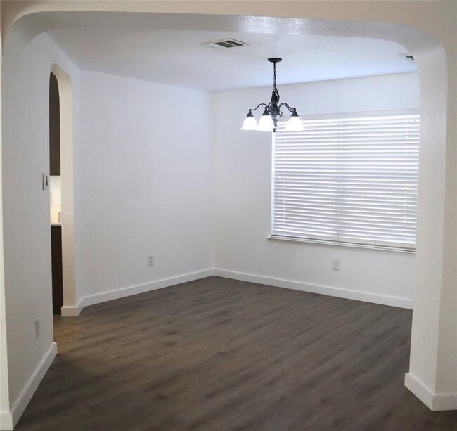 Building Photo - 209 Sunny Brook Dr