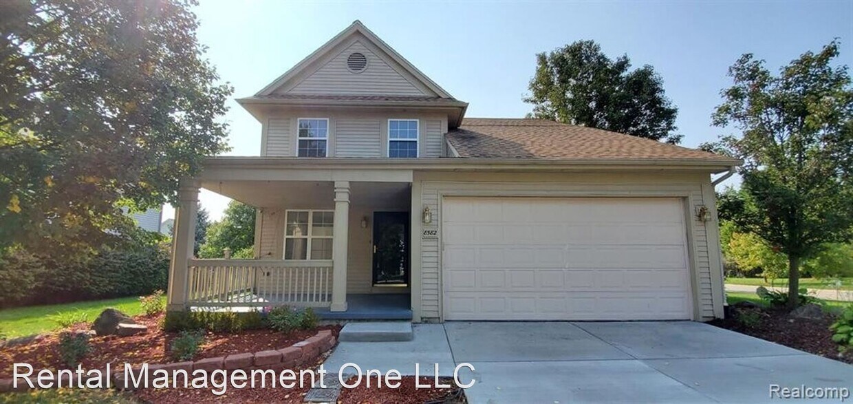 Primary Photo - 3 br, 2.5 bath House - 8582 Barrington Dr