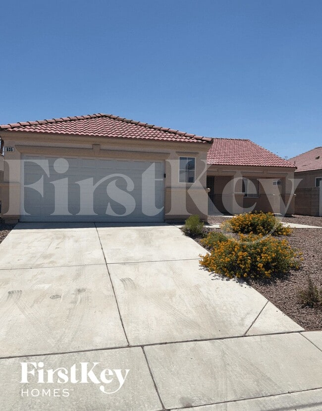 Building Photo - 635 Dry Valley Ave