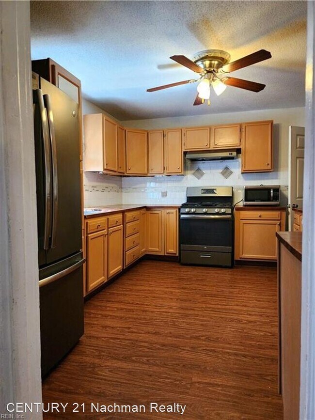 Foto del edificio - 4 br, 1.5 bath House - 1310 Berkley Avenue