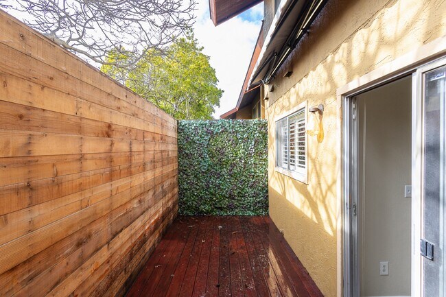 Foto del edificio - 3858 Maybelle Ave