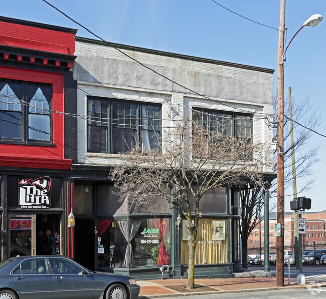 Building Photo - 19-21 W Main St