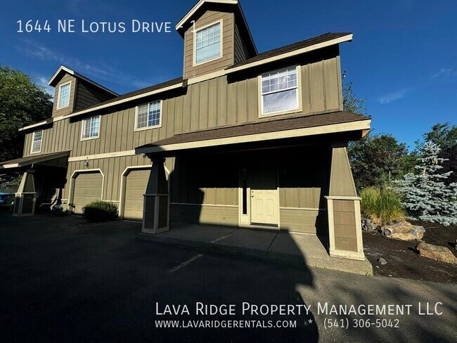 Foto del edificio - 1644 NE Lotus Dr