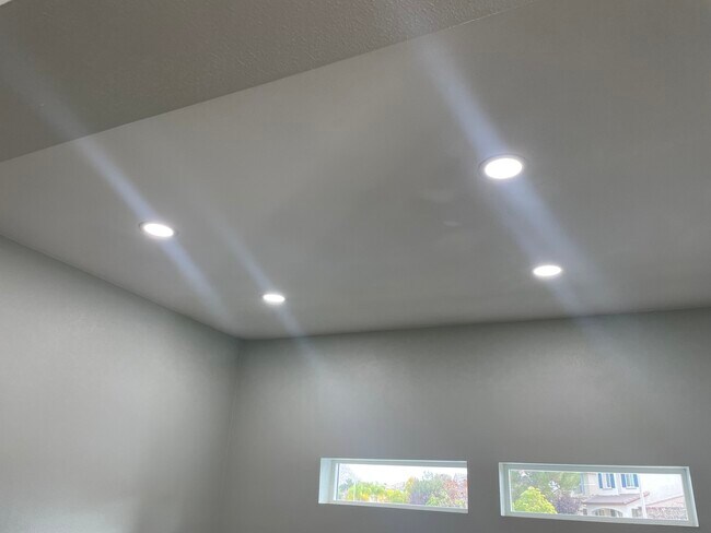 Building Photo - 29014 Misty Point Ln