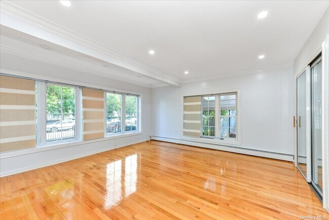 Foto del edificio - 133-07 135th Ave