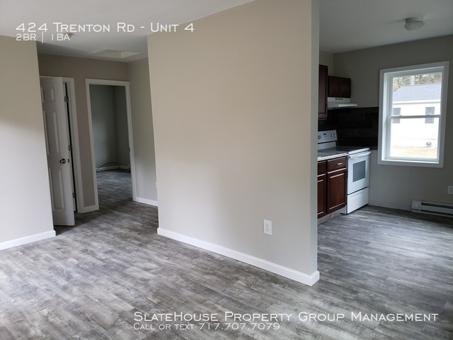 Building Photo - 424 Trenton Rd