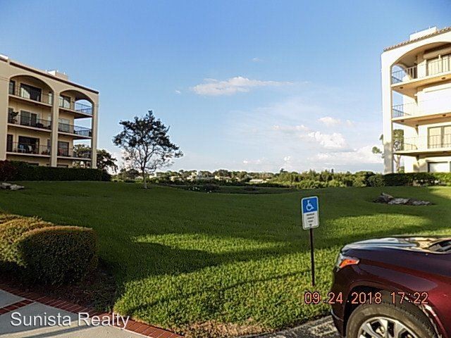 Building Photo - 304 Mariner Dr