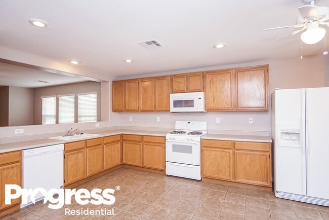 Building Photo - 11563 Rubino St