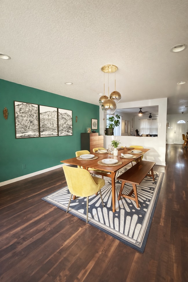 Building Photo - 630 San Augustine Blvd